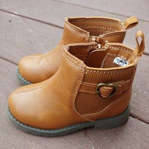 Carter's little girls brown Lena boots size 6M